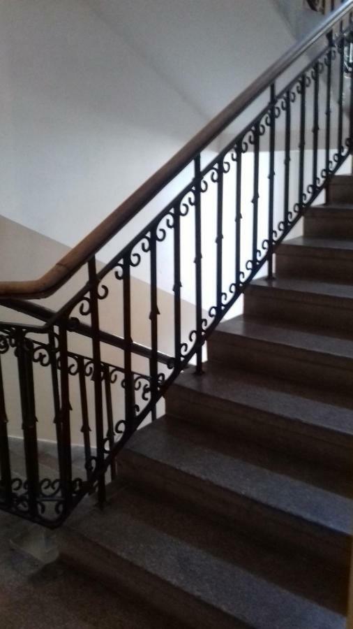 Przytulny Apartament Przy Barbakanie Warschau Buitenkant foto